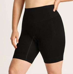 BOODY Shaper Long Undershort. Black. Size Medium. New.Soft wide waistband to f